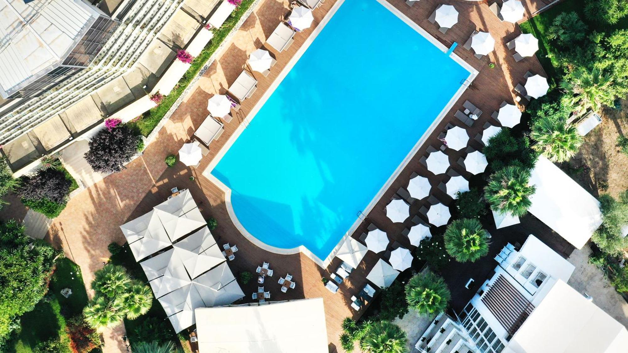Nia Boutique Hotel By Rapo'S Resort Himare Ngoại thất bức ảnh