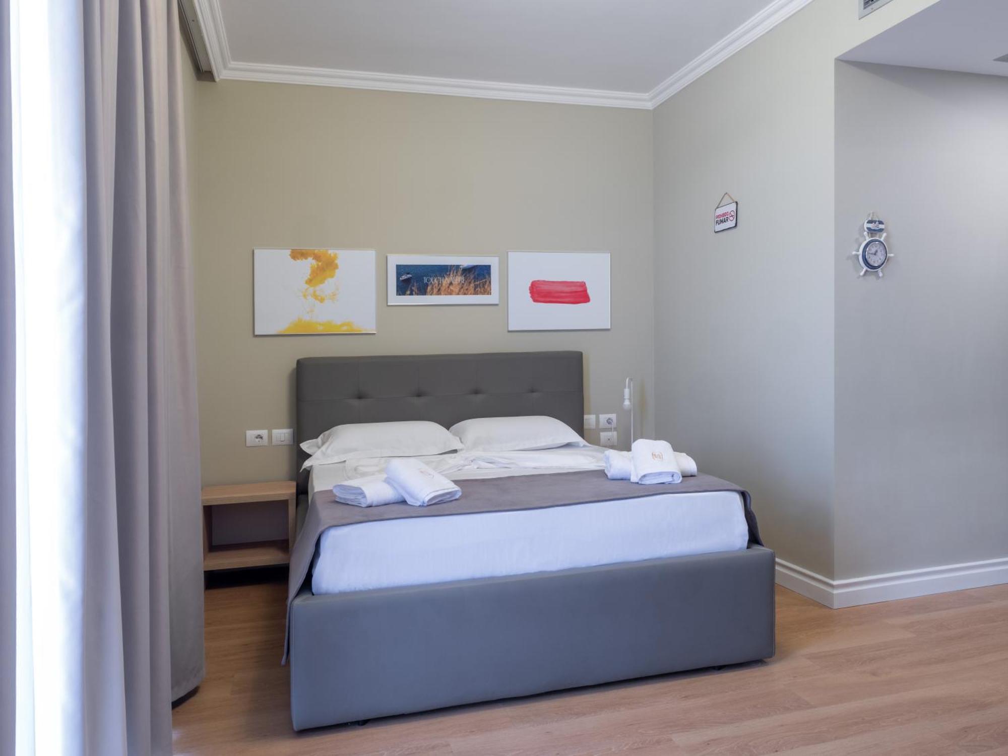 Nia Boutique Hotel By Rapo'S Resort Himare Ngoại thất bức ảnh