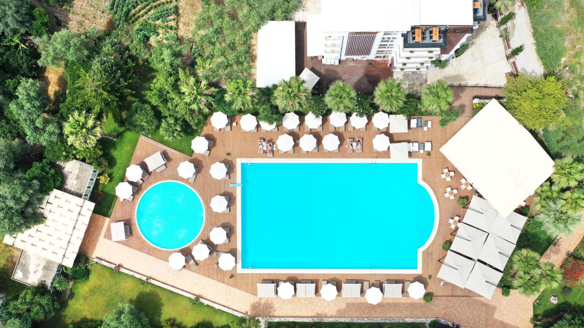 Nia Boutique Hotel By Rapo'S Resort Himare Ngoại thất bức ảnh